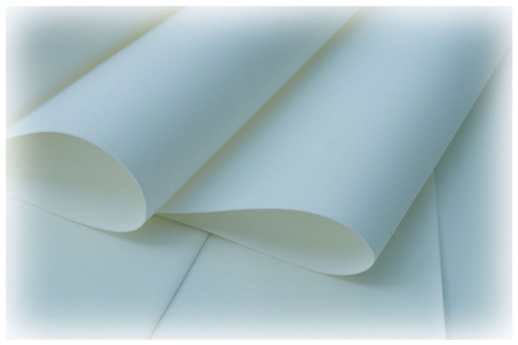 foamiran ecru.jpg