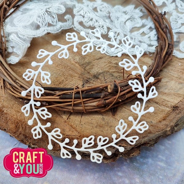 CW208_Wreath_2_(b).jpg