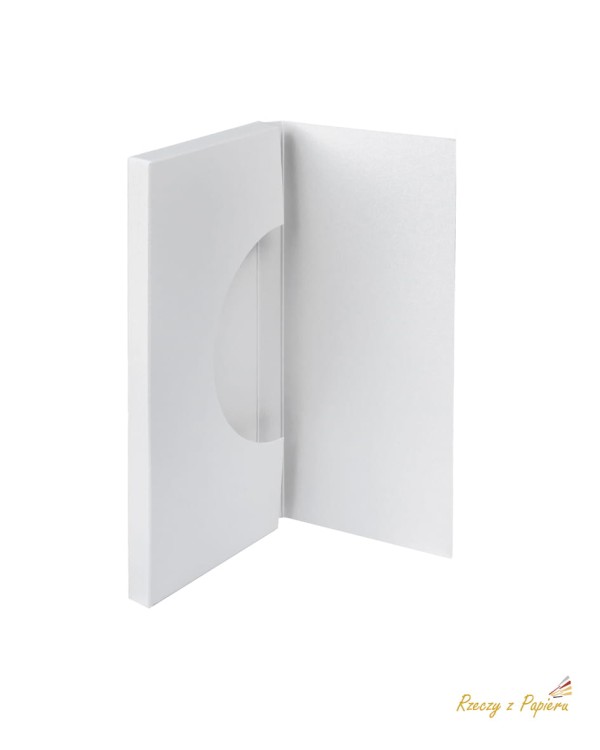 Czekoladownik O biały.jpg