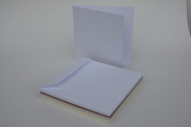 baza-na-kartke-160x160mm_biała-1.jpg