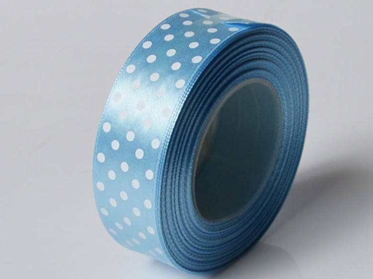 25-kropki niebieska jasna.jpg